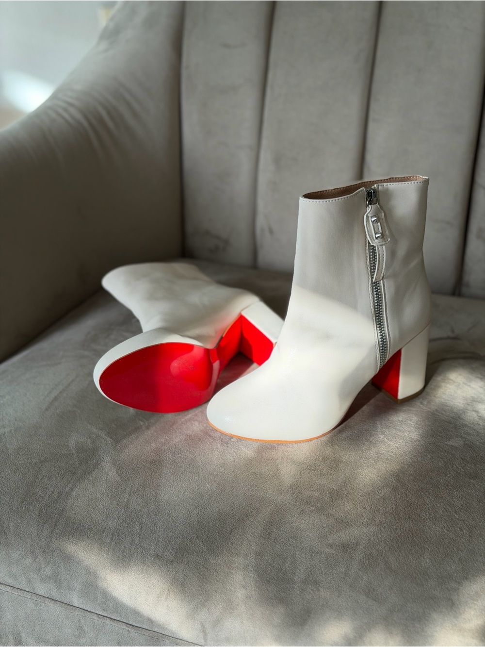Christian Louboutin Ziptotal 85mm White Leather Ankle Boots Size EU 38